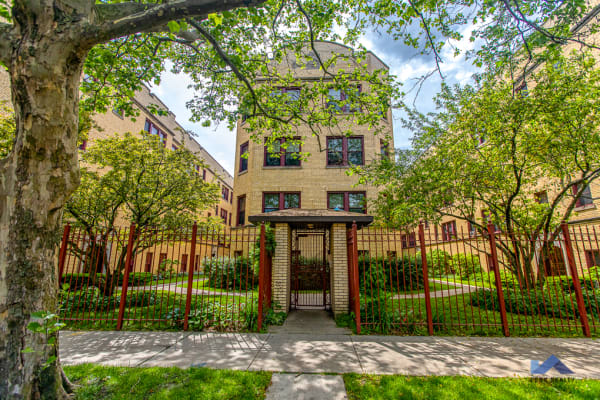 5464-76 S. Harper Ave. property